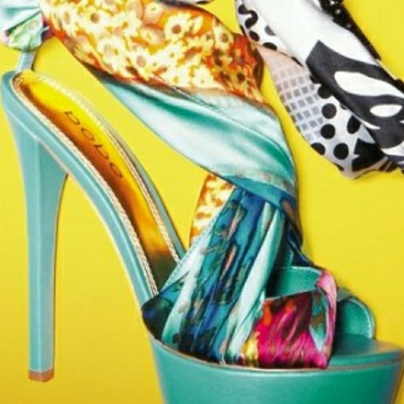 Bebe Scarlett Scarf heels size 10 Blue - Picture 2 of 5